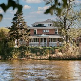 Goldsmith's Riverfront Inn, hotel a Missoula