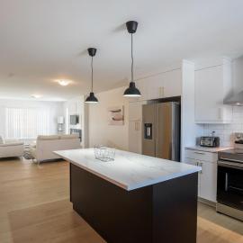 Stylish, Modern 3BR in Moncton, hotel a Moncton