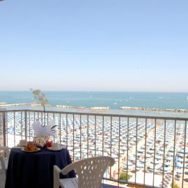Hotel Caravelle - Nuova Gestione 2026, hotel em Cattolica