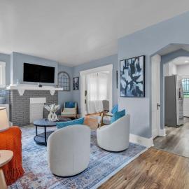 Enchanting 3BR with Yard - Patio