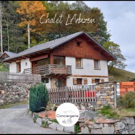 Chalet L'Arbizon Campan, hotel i Campan