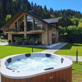 Chalety v Pieninách, hotel a Červený Kláštor