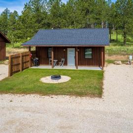Gold Valley Camp Cabin 4