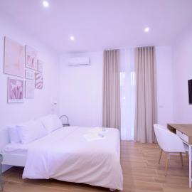 La Vela Guest House