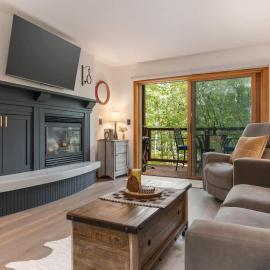 Upscale Couple's Getaway Hot Tubs
