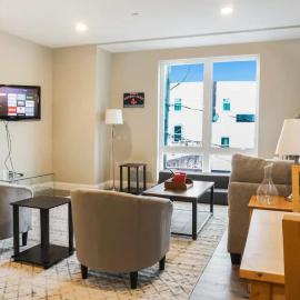 Unit 32 Stylish 1BR 1BA Apartment Long-term stays