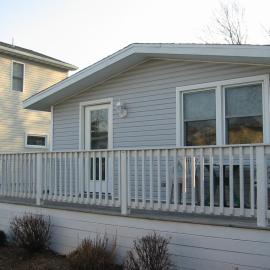 Pet Friendly Cottage walk to beach!