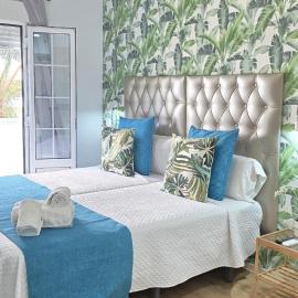 Candisol Cozy Inns, Hotel in Torremolinos