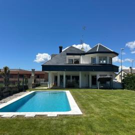 Villa Paxariño