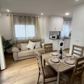 Encarnita Apartamento - Monachil, хотел в Моначил