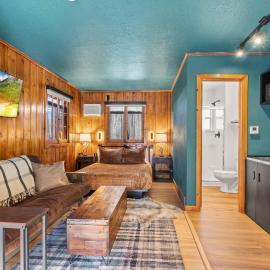 Timber Lodge #28