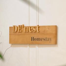De'nest House