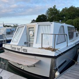 Cocon sur l eau, hotel a Montargis