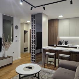 Skyline Apartments Free Parking, hotel in Novi Sad