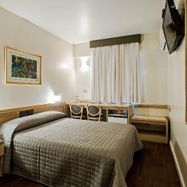 Trevi Hotel e Business