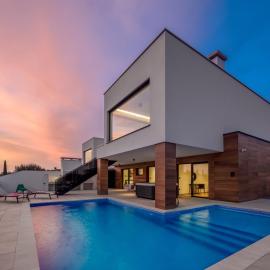 Villa Old Olive IV - Heated Pool - by Vivi Rent