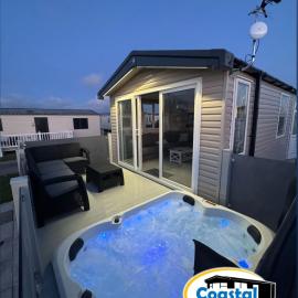 Fantasy Island - Eastgate F5- The Ardennes with Hot Tub - Coastal Caravan Breaks, hotell i Ingoldmells