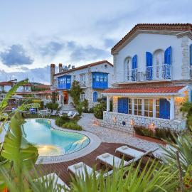 Cumbali Konak Hotel (Adults Only +12), hotelli kohteessa Alacati