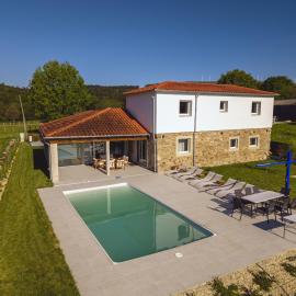 Reverence Villas Carballal