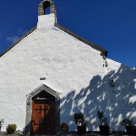 The Burren Art Gallery built in 1798, hotel em Tubber