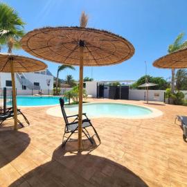 Bungalow Hidden Paradise, cerca de la playa Deveses