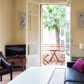 Charmant appartement avec terrasse en plein cœur de Nice à deux pas de la mer !