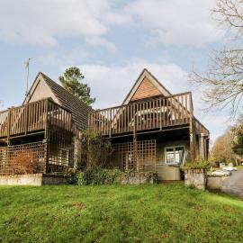 Valley Lodge 31, hotel in Callington