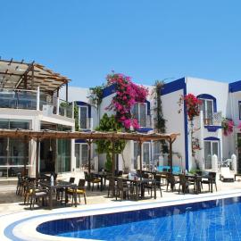 Serpina Hotel, hotel in Gümbet