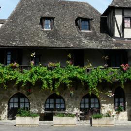 Le gîte du gabarier, hôtel à Beaulieu-sur-Dordogne