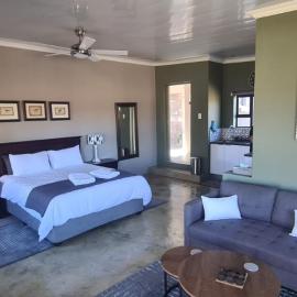 Waterfront Cottage 121, hotel in Grooteiland