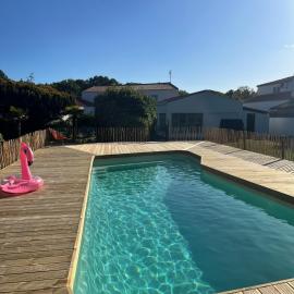Ile d oléron Vertbois, Villa Bois Piscine et mer, ξενοδοχείο σε Dolus-d'Oléron