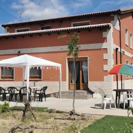 Chalet de artistas, hotel u gradu Vadocondes