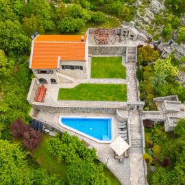 Blake's Villa