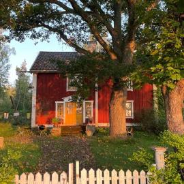 Johannesbergs släktgård, hotell i Fellingsbro