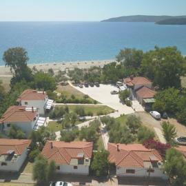 Mikro Xorio, hotel a Vathí