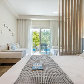 Akti Liakada Hotel、ゲラキニのホテル