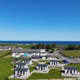 Easkey Glamping Village, hotel din Easkey