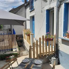 La maison d'à côté, hotel in Montigny-sur-Loing