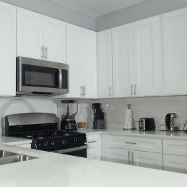 Shared, spacious condo near UChicago and Obama Center, hotel Chicagóban