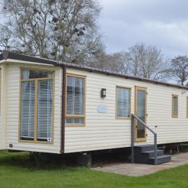 B8 at The Old Mill Holiday Park, hotel u gradu Dyke
