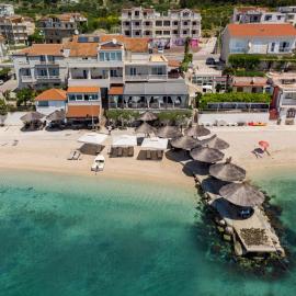 Seaside Ante Apartments, Hotel in Podstrana