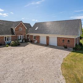 2 Bedroom Nice Home In Hemmet