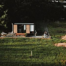 Little Enniskillen by Tiny Away, hotel in Kurrajong