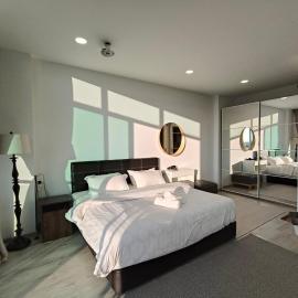VI Homestay