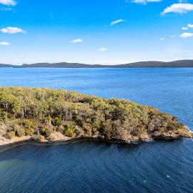 Bruny Bay House
