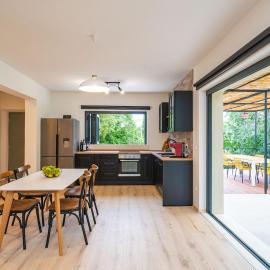 Lucia's Residence