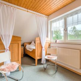 Cozy Apartment in Marktrodach with Sauna, hotel em Kronach