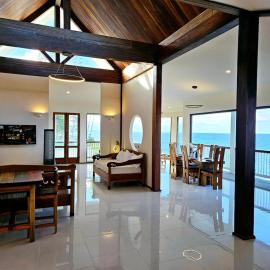 Breathtaking Oceanfront Home on Lava Rock Beach, hotel in Pahoa