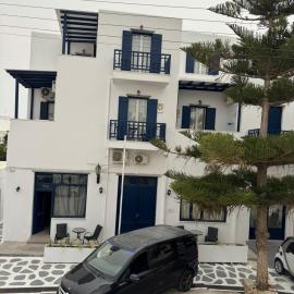 Noe Rooms In Center Of Tinos