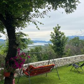 Cottage Dub, hotelli Kotorissa